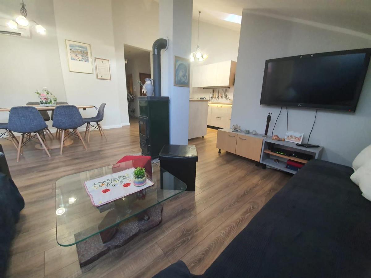 D Free Parking & Wifi, Walking Distance To Centrum * Zadar