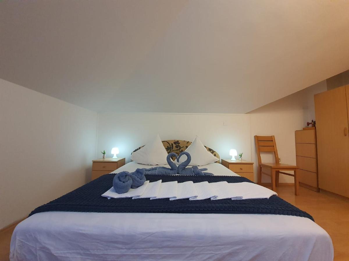 D Free Parking & Wifi, Walking Distance To Centrum Apartament *