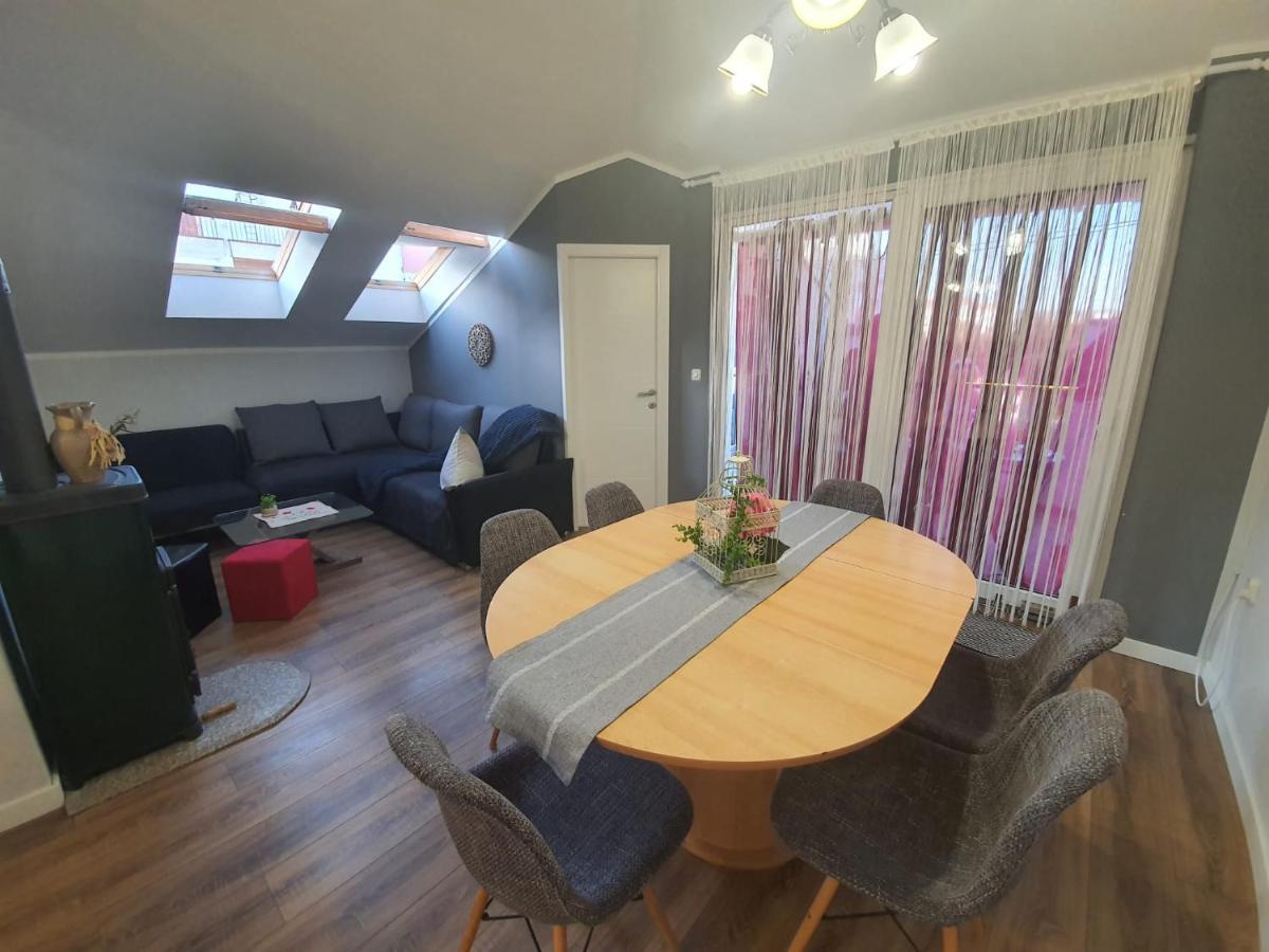 Apartament D Free Parking & Wifi, Walking Distance To Centrum *